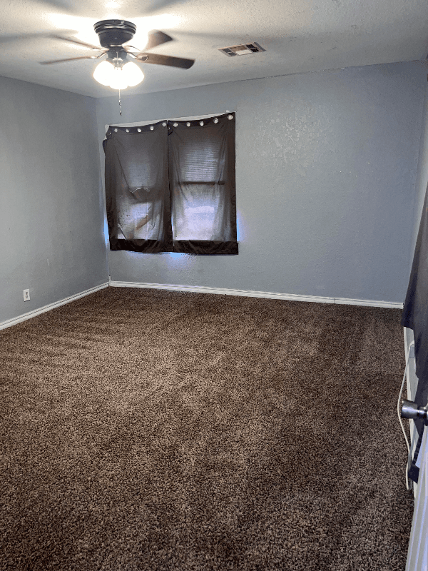 Shawnee House: 1811 N Market Ave
