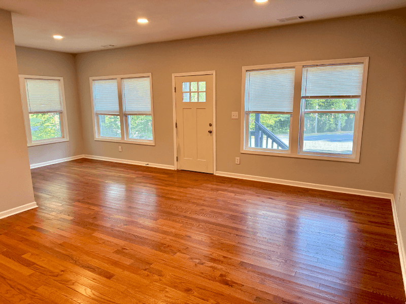 Fairburn House: 557 Handyman Ct