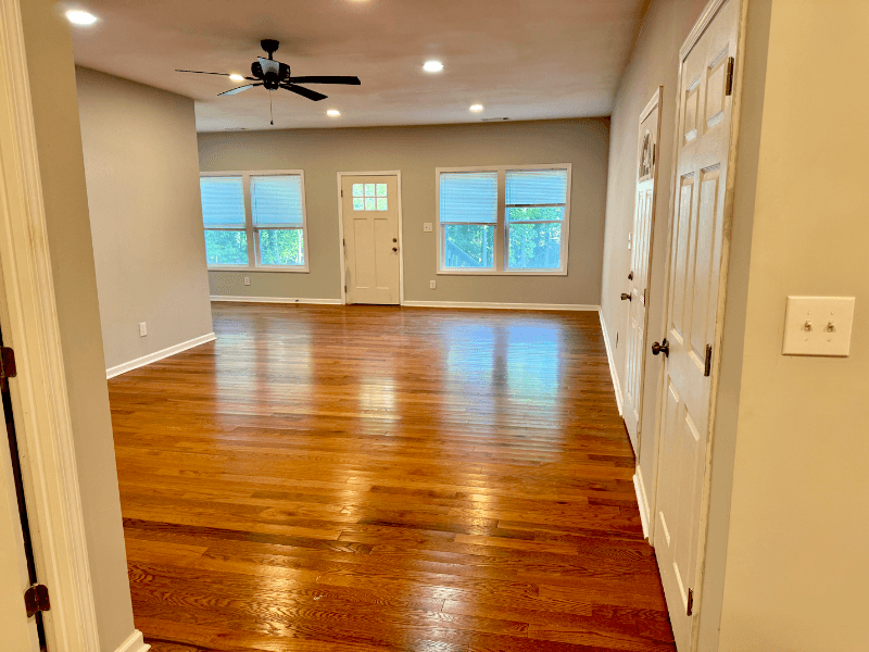 Fairburn House: 557 Handyman Ct