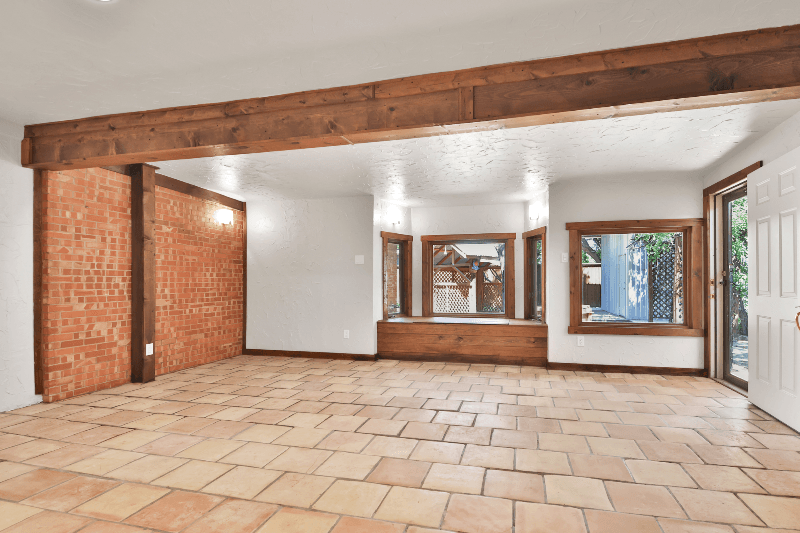Lubbock House: 5605 Geneva Ave
