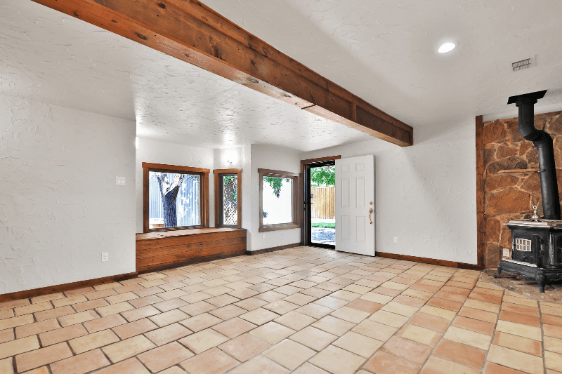Lubbock House: 5605 Geneva Ave