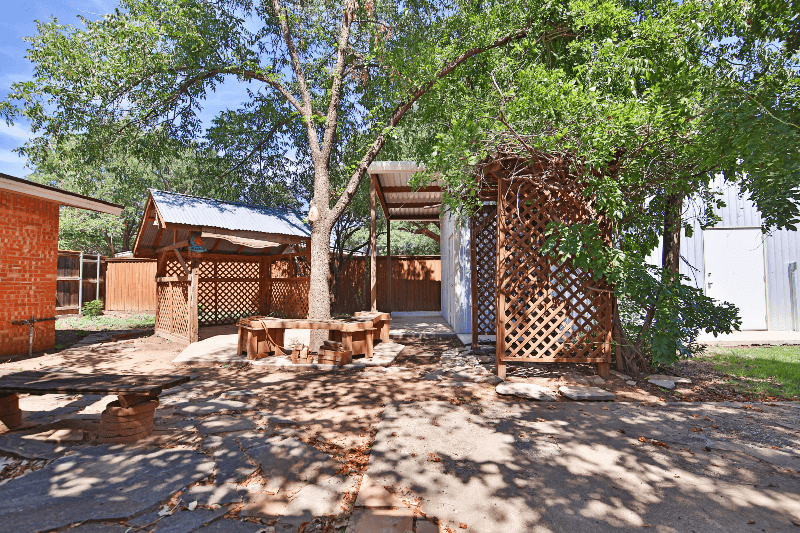 Lubbock House: 5605 Geneva Ave