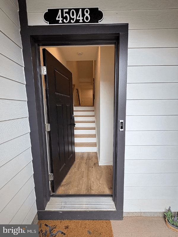 Sterling Condo: 45948 Swallow Ter