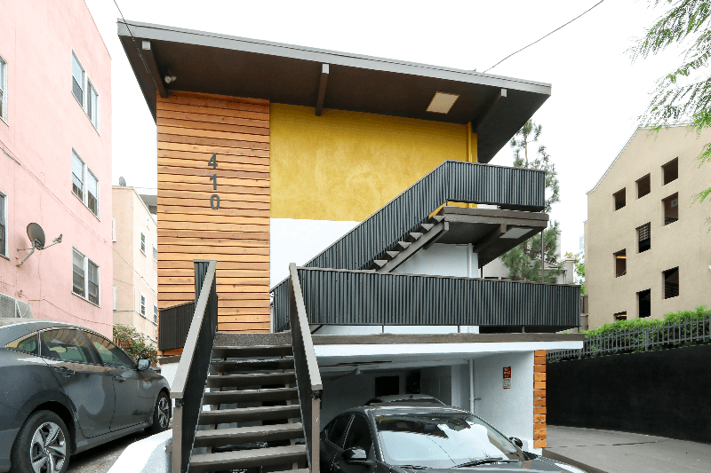 Los Angeles Apartment: 410 Lucas Avenue