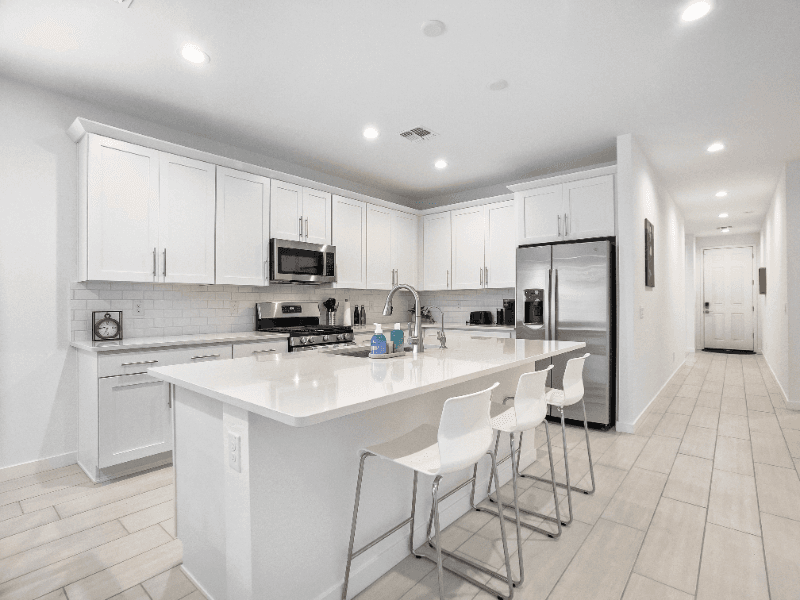 Laveen House: 11343 S 50th Ave