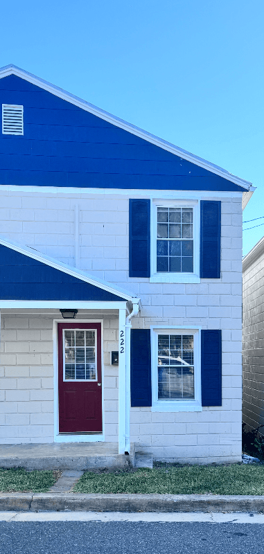 Woodstock Townhome: 222 Dingledine Street