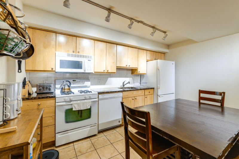 Washington Townhome: 4316 4th Street NW