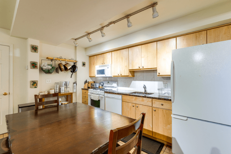 Washington Townhome: 4316 4th Street NW