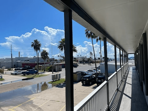 South Padre Island Condo: 108 E Pike