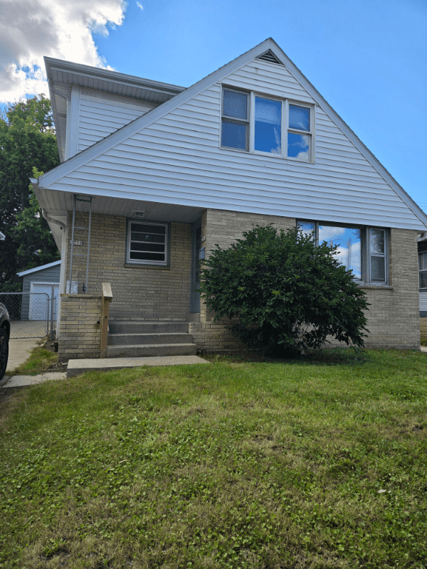 Milwaukee Multiplex: 2759 N 57th St #2761