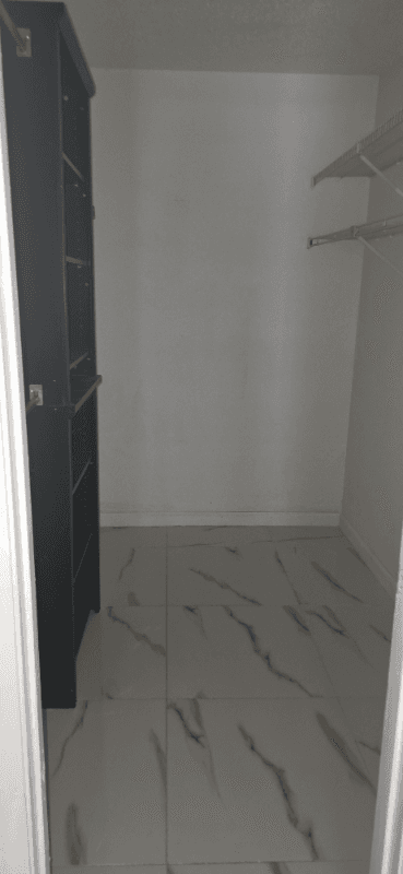 MIAMI Condo: 900 NE 209 TERRACE