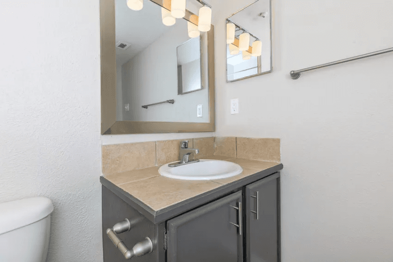 Corpus Christi Apartment: 4645 ocean dr