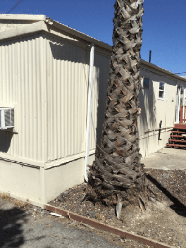 Oakley House: 5625 Sandmound Blvd