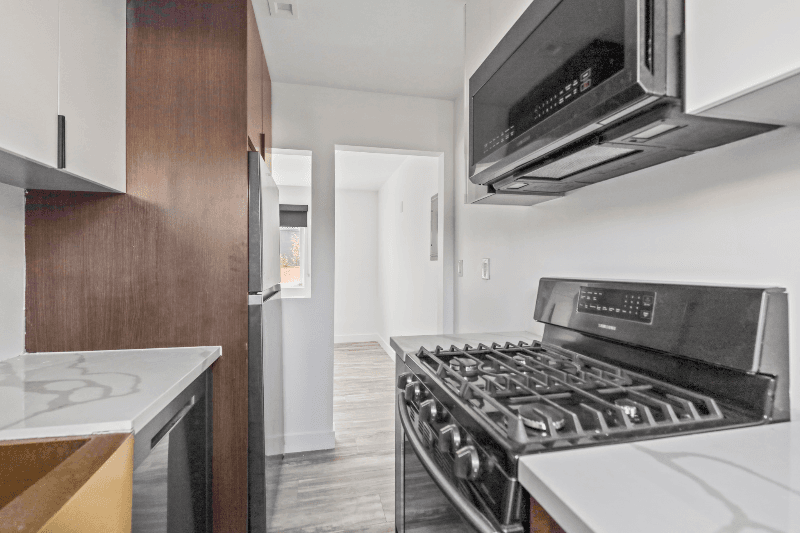 Los Angeles Apartment: 2814 Sichel Street