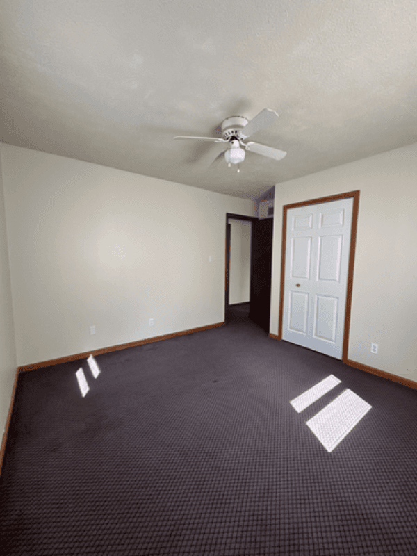 Osceola House: 505 S Apple Road