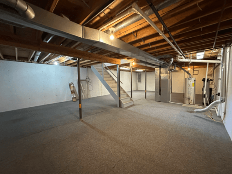 Osceola House: 505 S Apple Road