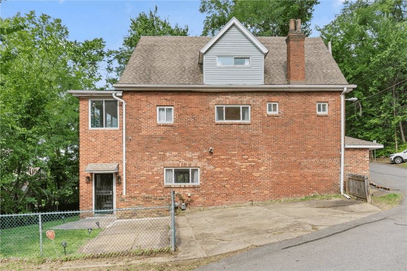 Pittsburgh House: 6026 Sawyer St