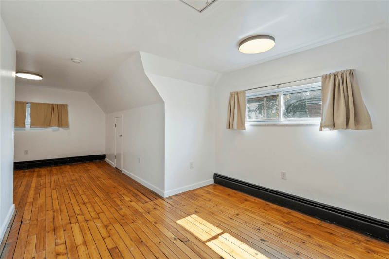 Pittsburgh House: 6026 Sawyer St