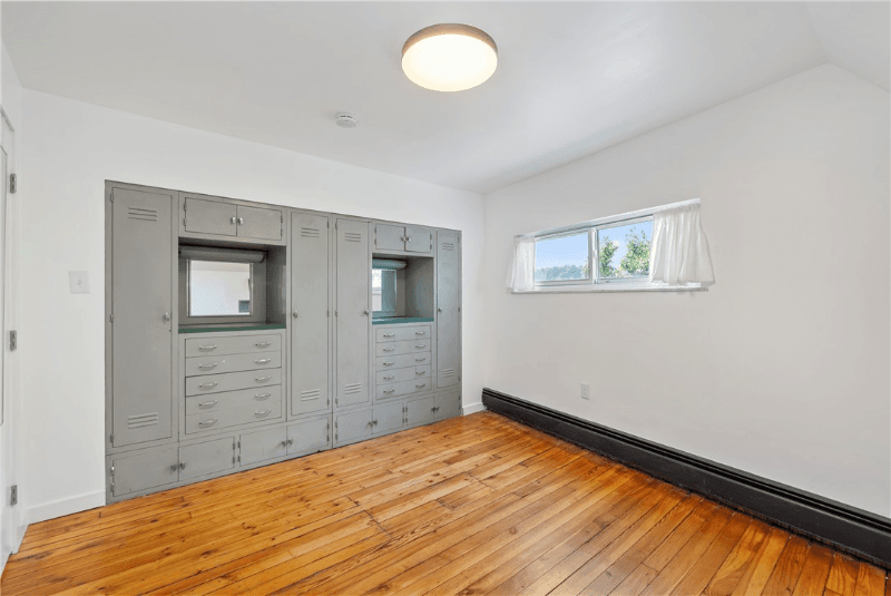 Pittsburgh House: 6026 Sawyer St