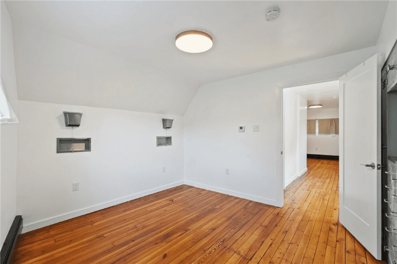 Pittsburgh House: 6026 Sawyer St