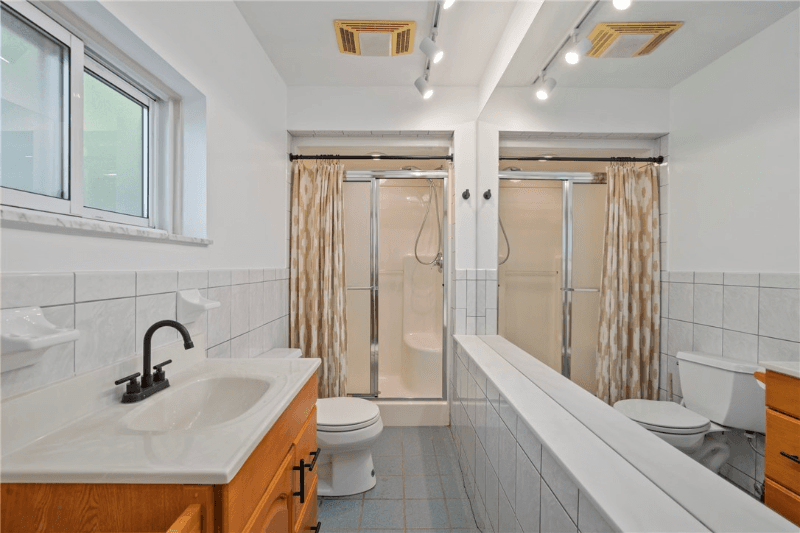 Pittsburgh House: 6026 Sawyer St