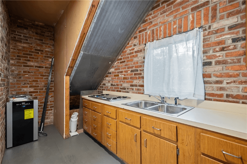 Pittsburgh House: 6026 Sawyer St