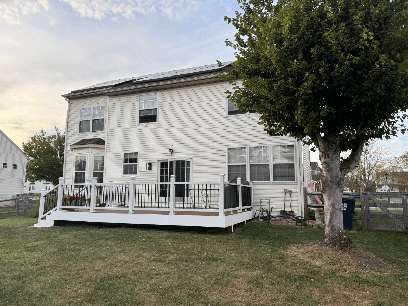 Bear House: 28 Lotus Cir N