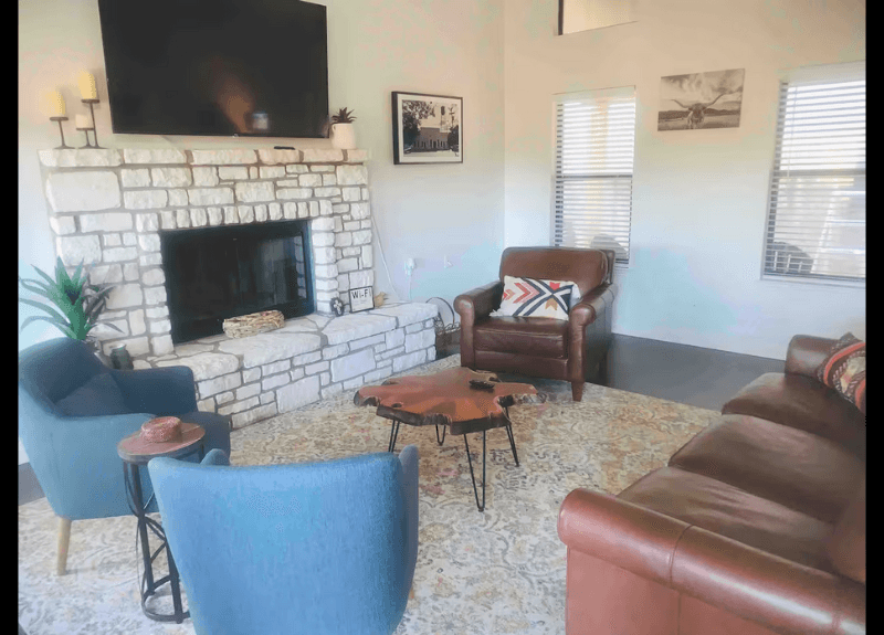 Canyon Lake House: 2330 Colleen
