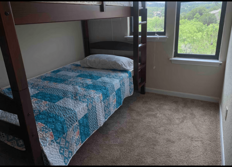 Canyon Lake House: 2330 Colleen