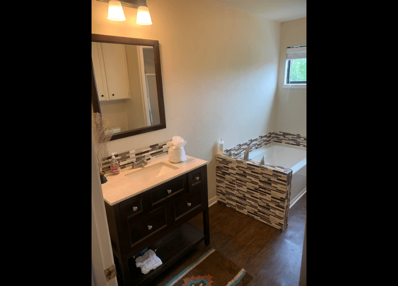 Canyon Lake House: 2330 Colleen