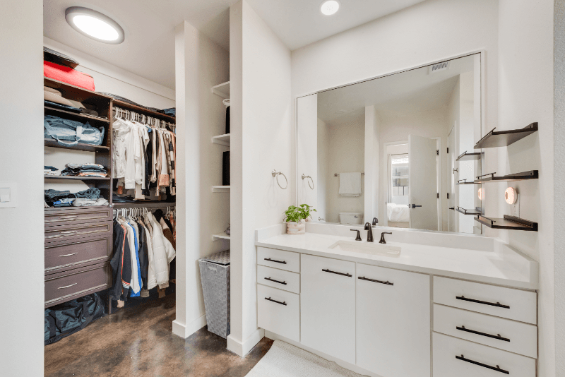 Dallas Condo: 3025 Bryan St