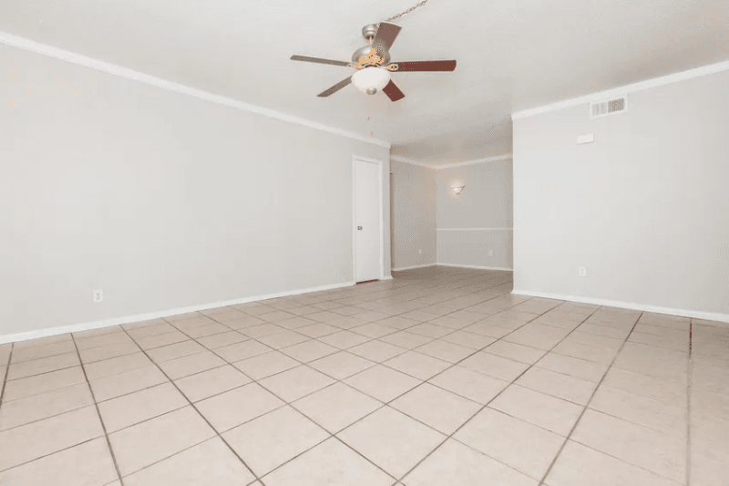 Corpus Christi Apartment: 4645 ocean dr