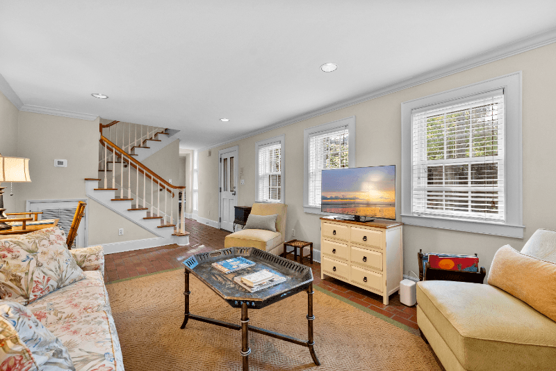 Charleston Other: 69 Anson St