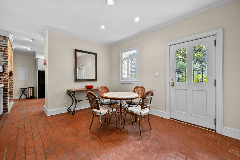 Charleston Other: 69 Anson St