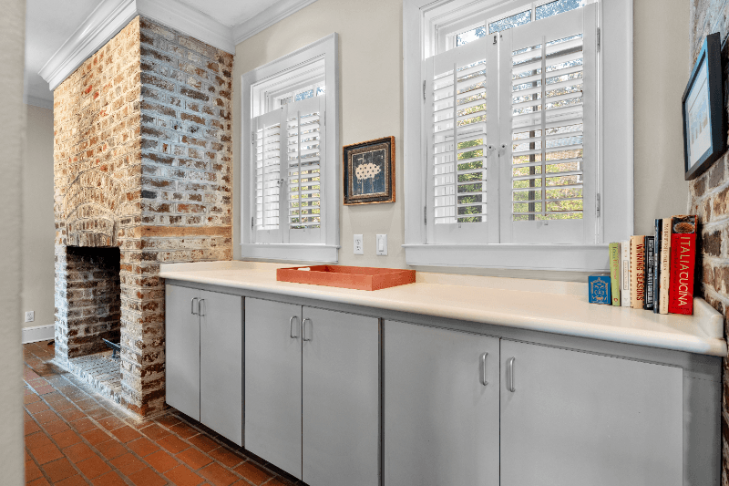 Charleston Other: 69 Anson St