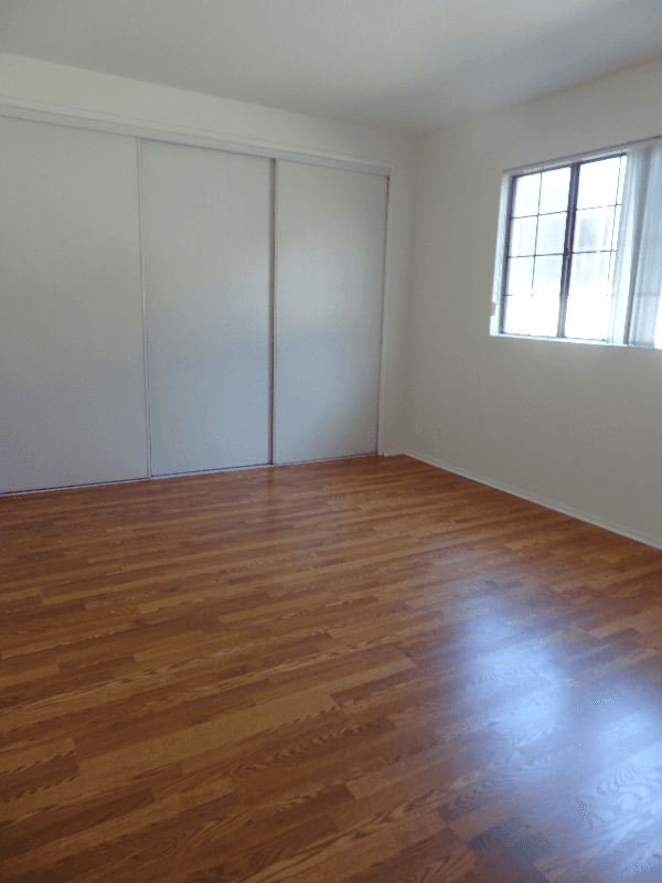 Los Angeles Apartment: 3648 Motor Avenue