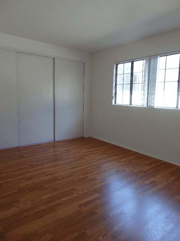 Los Angeles Apartment: 3648 Motor Avenue