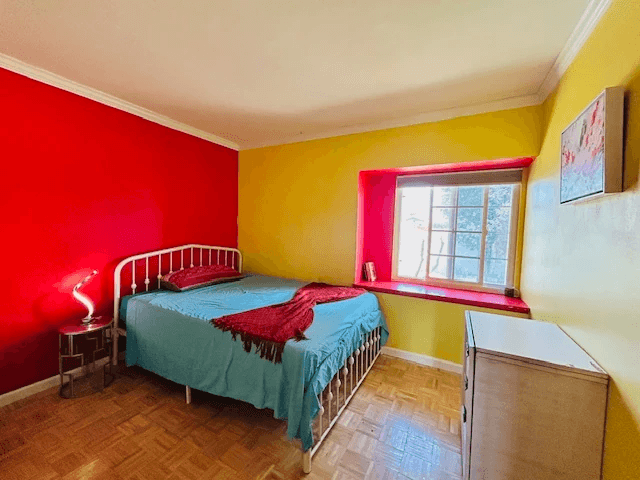 Cypress Single Room: 8871 Belmont St