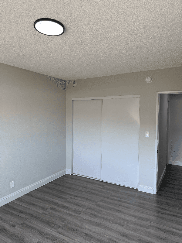 Los Angeles Apartment: 8100 S Western Ave