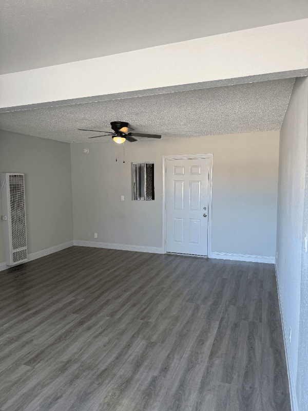 Los Angeles Apartment: 8100 S Western Ave