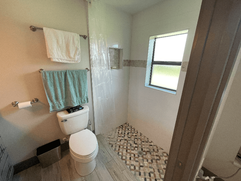 Cape Coral Multiplex: 2116 NE 8th Place