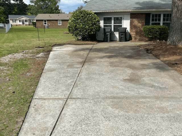 Goldsboro House: 211 Dillard St