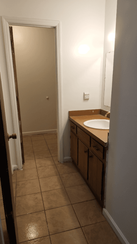 Goldsboro House: 211 Dillard St