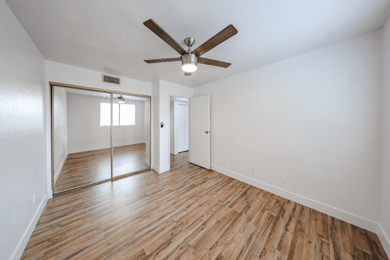 Phoenix Condo: 18811 N 19TH AVE