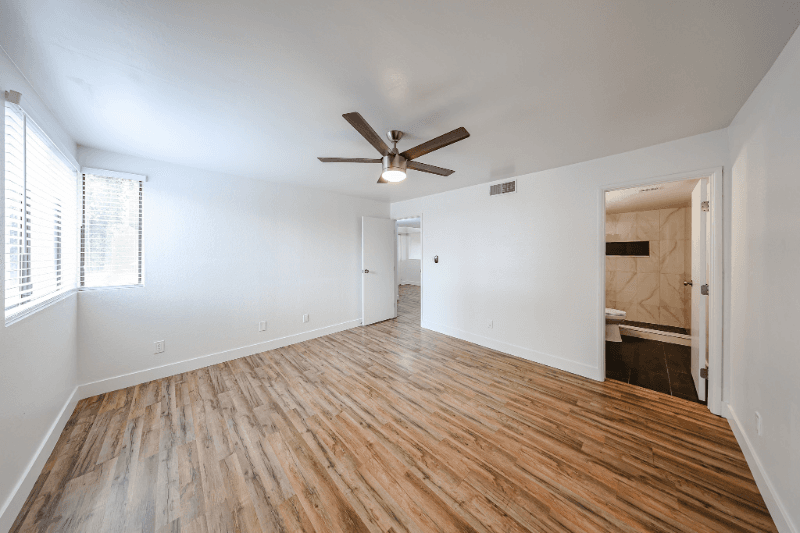 Phoenix Condo: 18811 N 19TH AVE