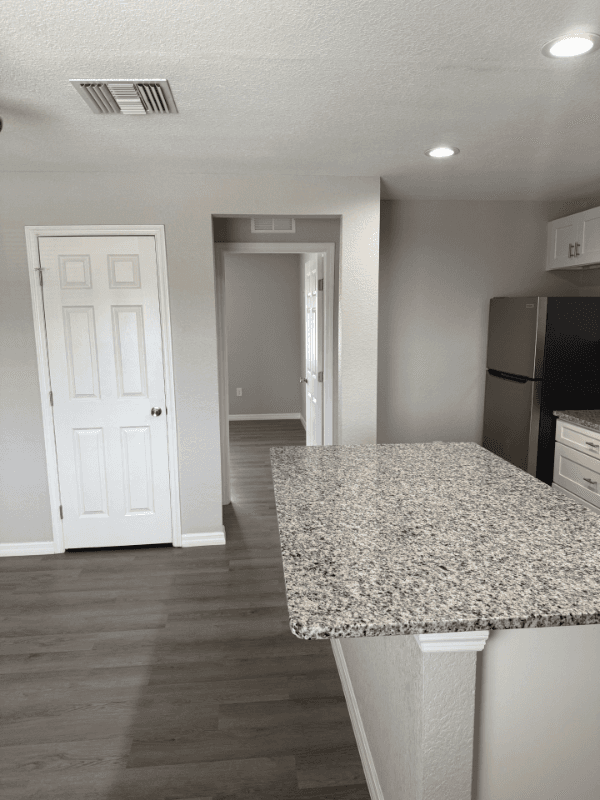 Winter Haven Apartment: 1925 Ave O, SW
