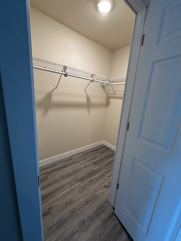 Galesville Apartment: 16899 S 12th Street