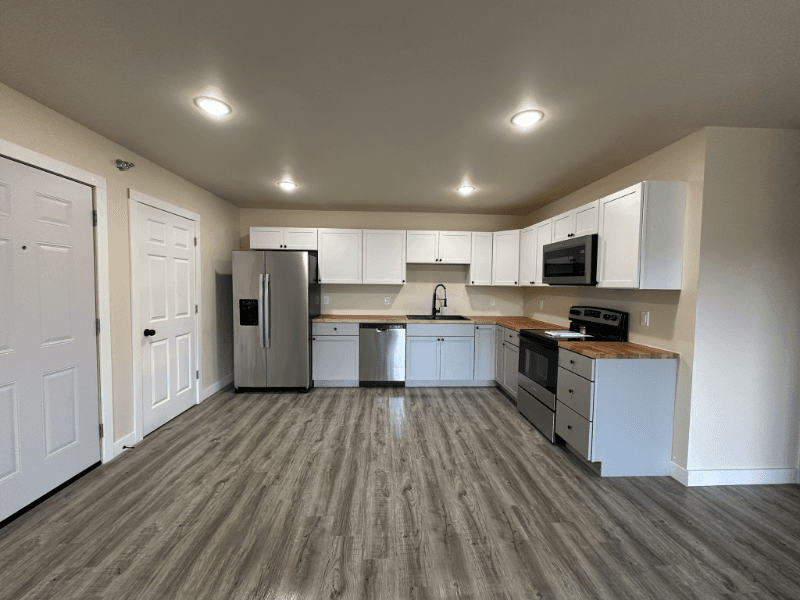 Galesville Apartment: 16899 S 12th Street