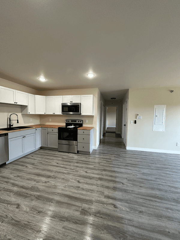 Galesville Apartment: 16899 S 12th Street