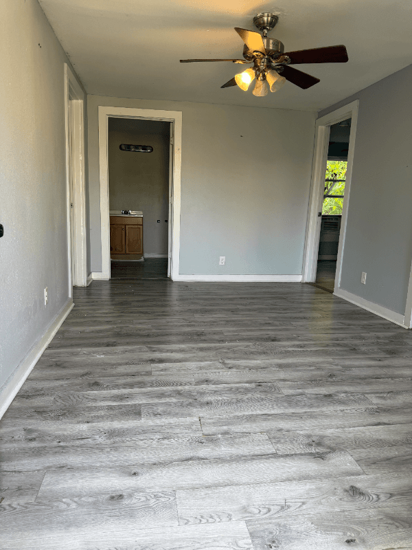 Kilgore Apartment: 714 Crim ave